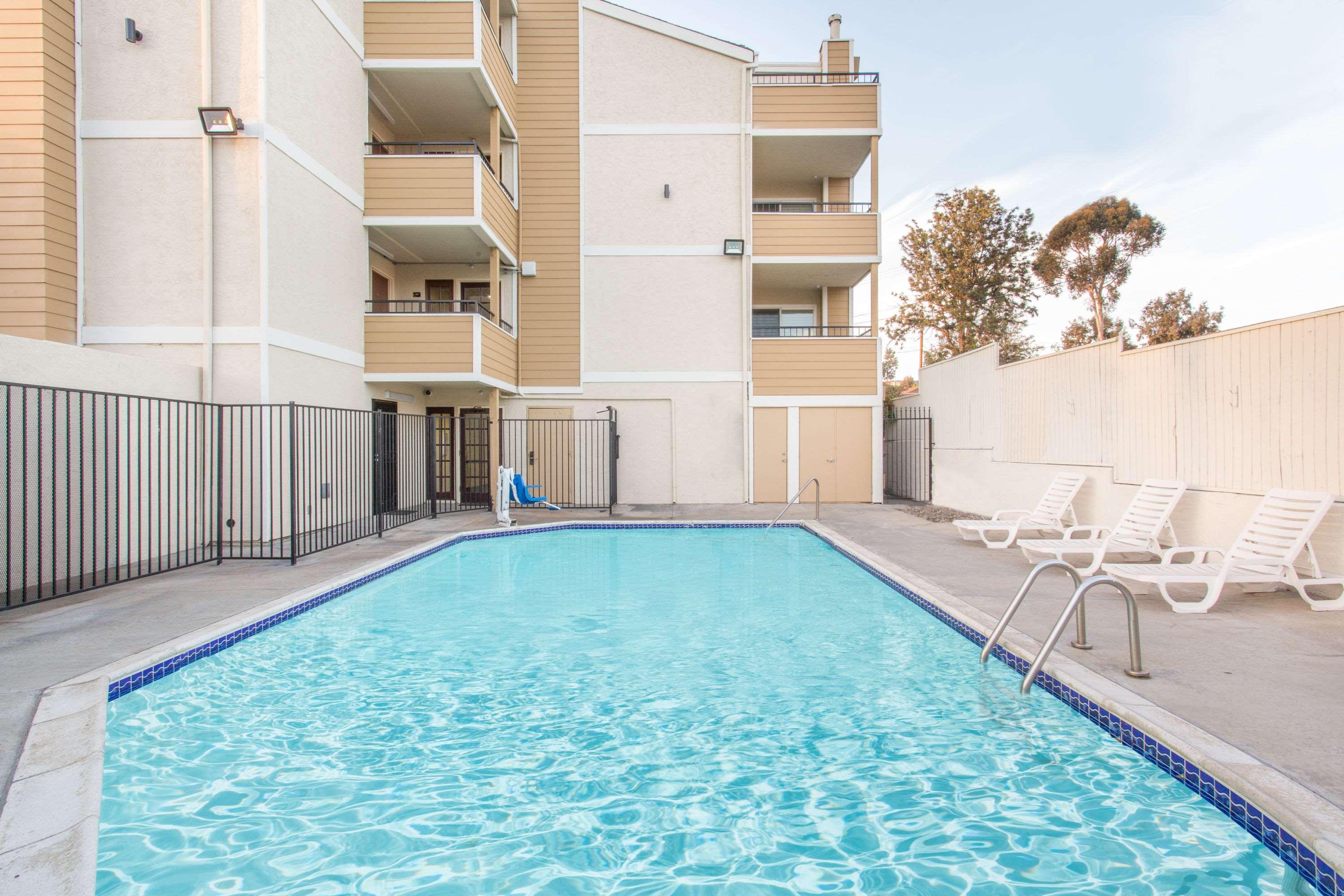 Super 8 By Wyndham National City Chula Vista Luaran gambar