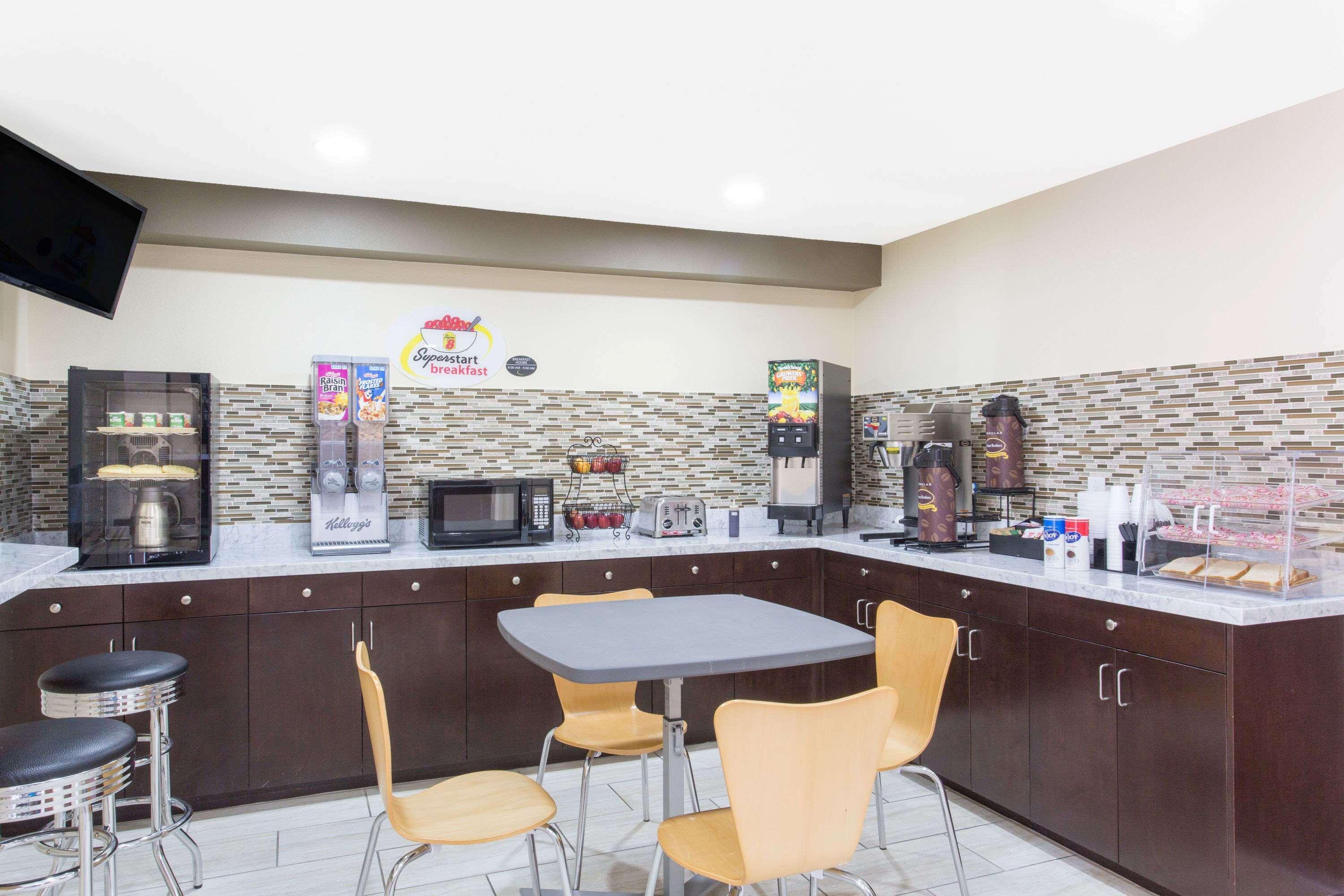 Super 8 By Wyndham National City Chula Vista Luaran gambar